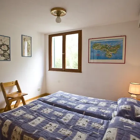 Oleandro Villa *